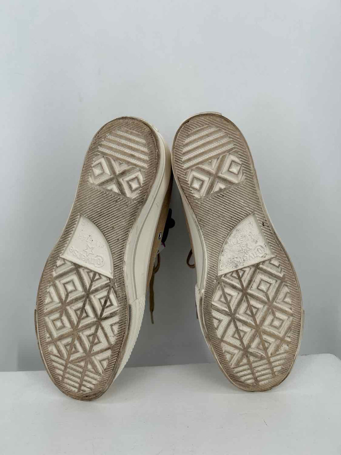 Converse Women Size 8 Taupe Suede Sneakers