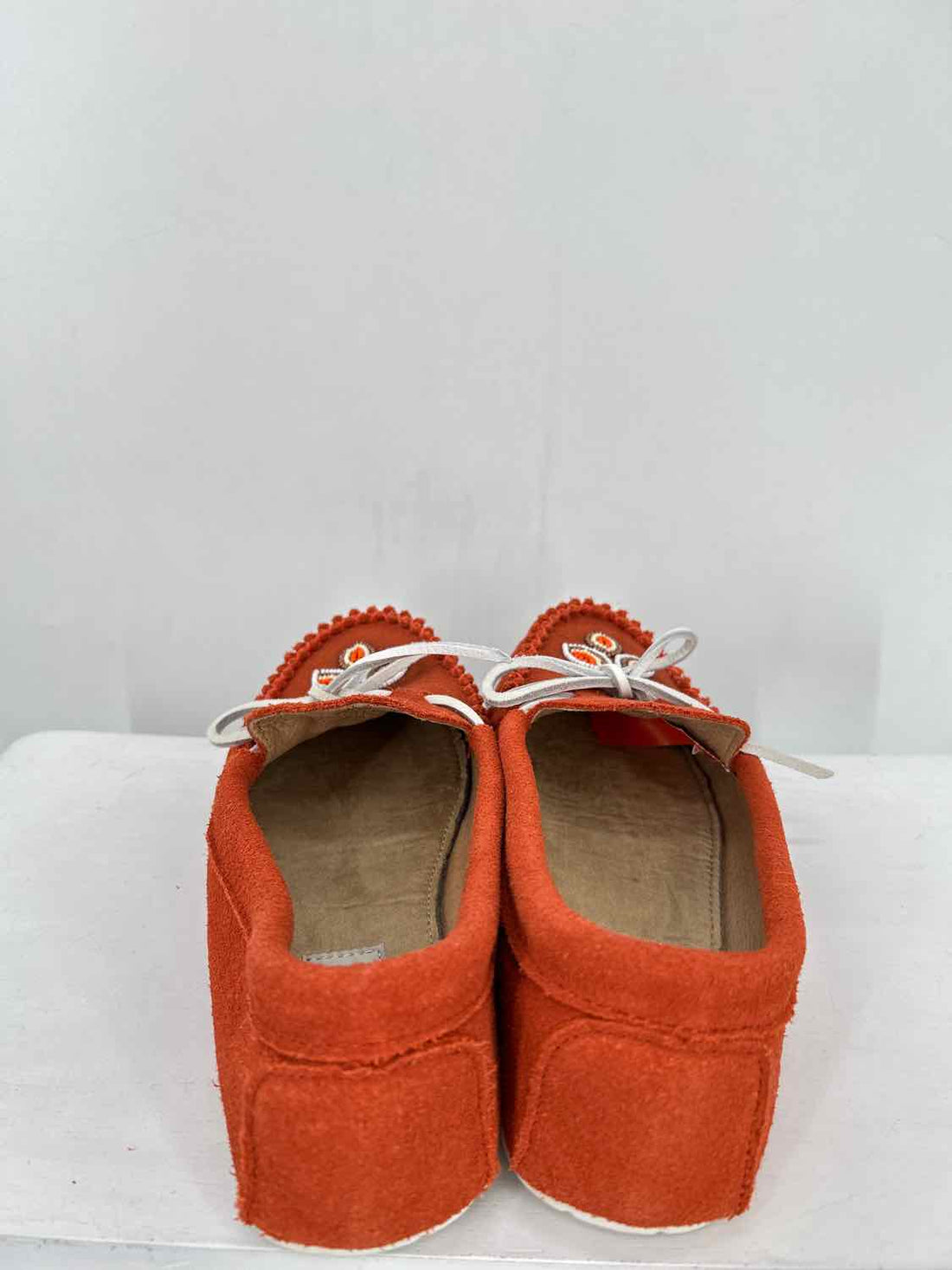 Manitobah Women Size 9 Burnt Orange Moccasins Loafers
