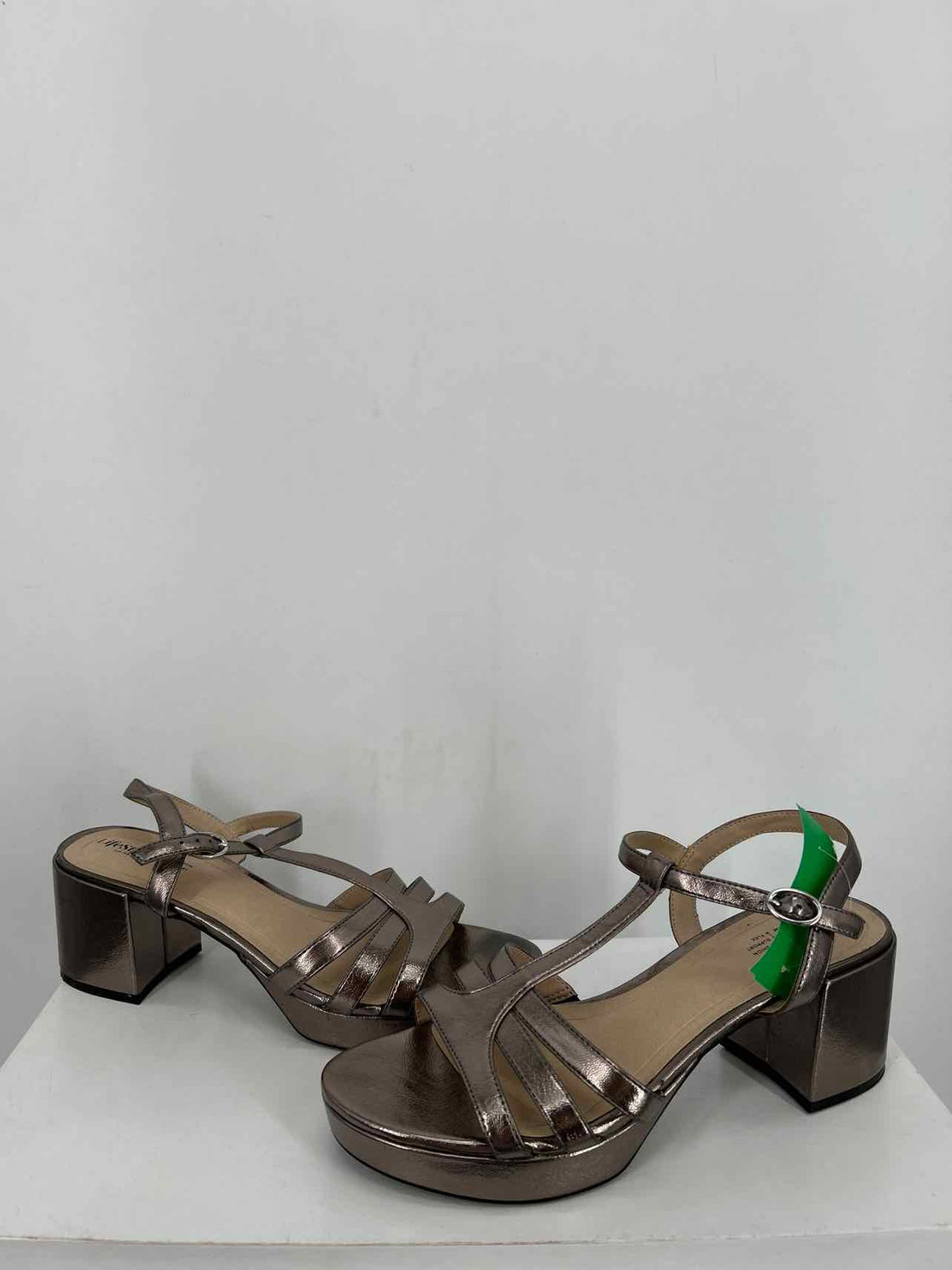 Lifestride Women Size 10 Gunmetal Sandals