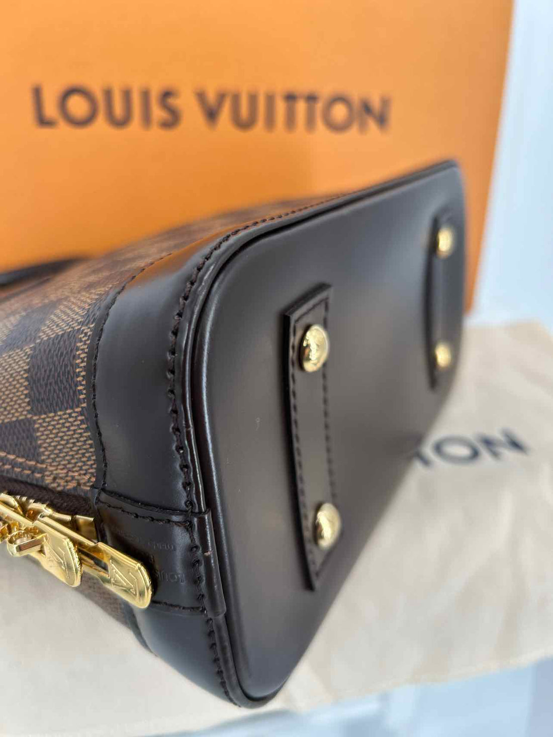 Louis Vuitton Alma BB Damier Ebene Coated Canvas & Leather Like New LUXURY