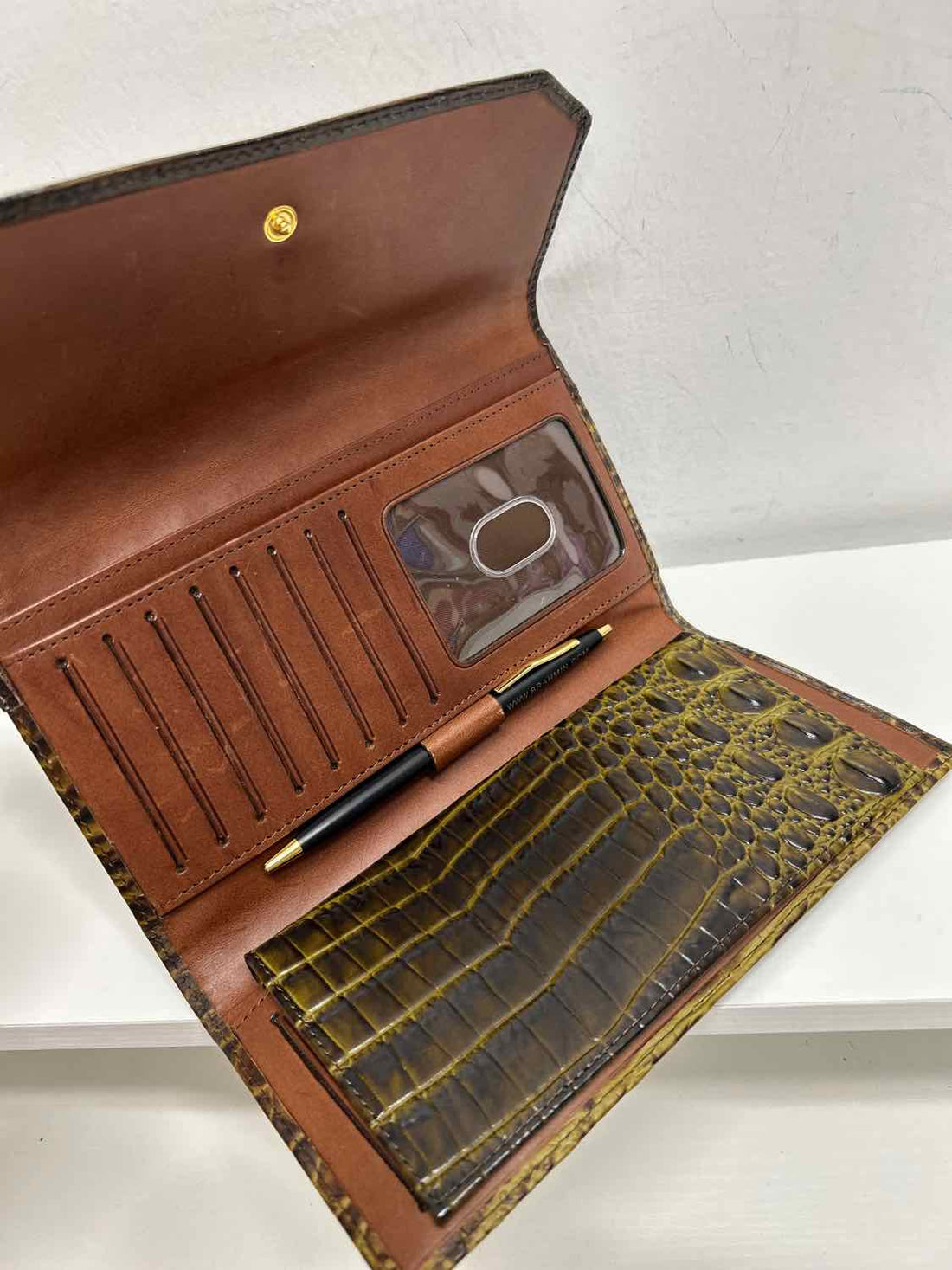 Brahmin Olive & Brown Croc Embossed Leather Pre Owned Wallet