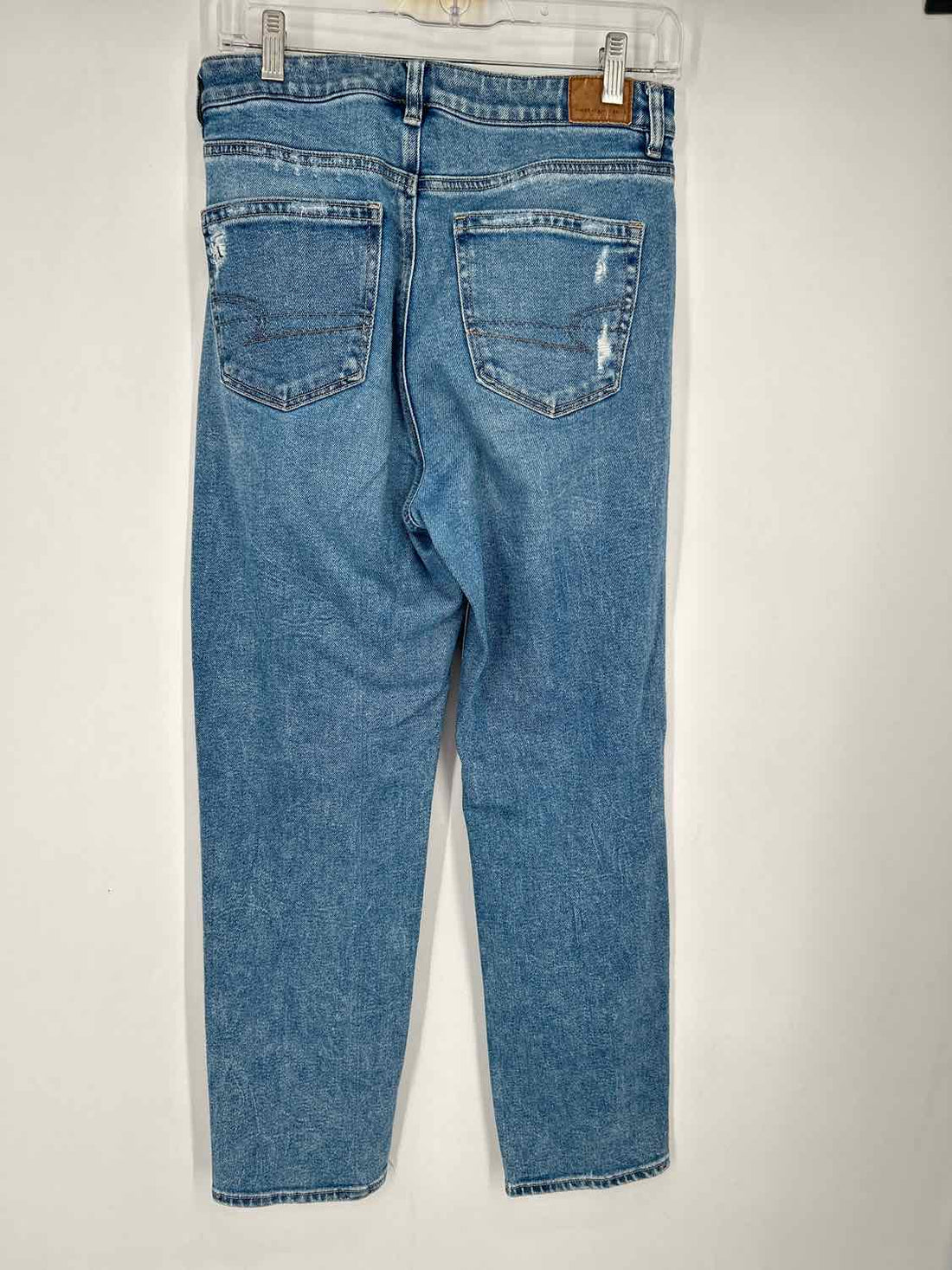 American Eagle Size 6 Denim Distressed Jeans