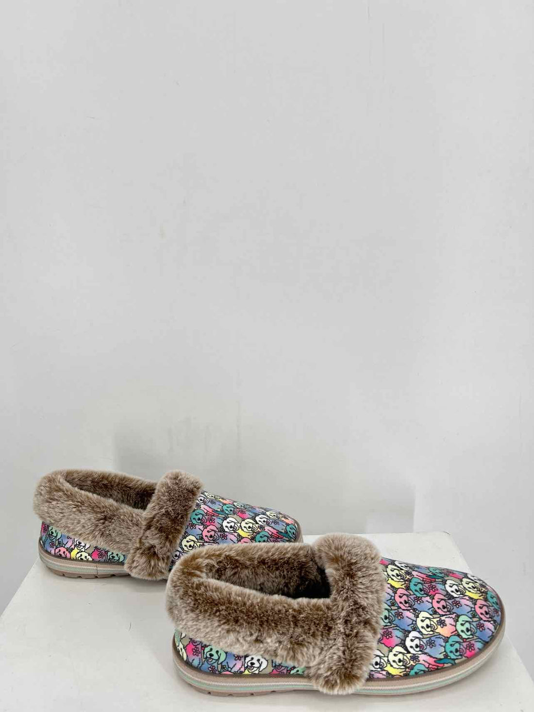 Bobs Women Size 7.5 Multi Color Like New Faux Fur Flats
