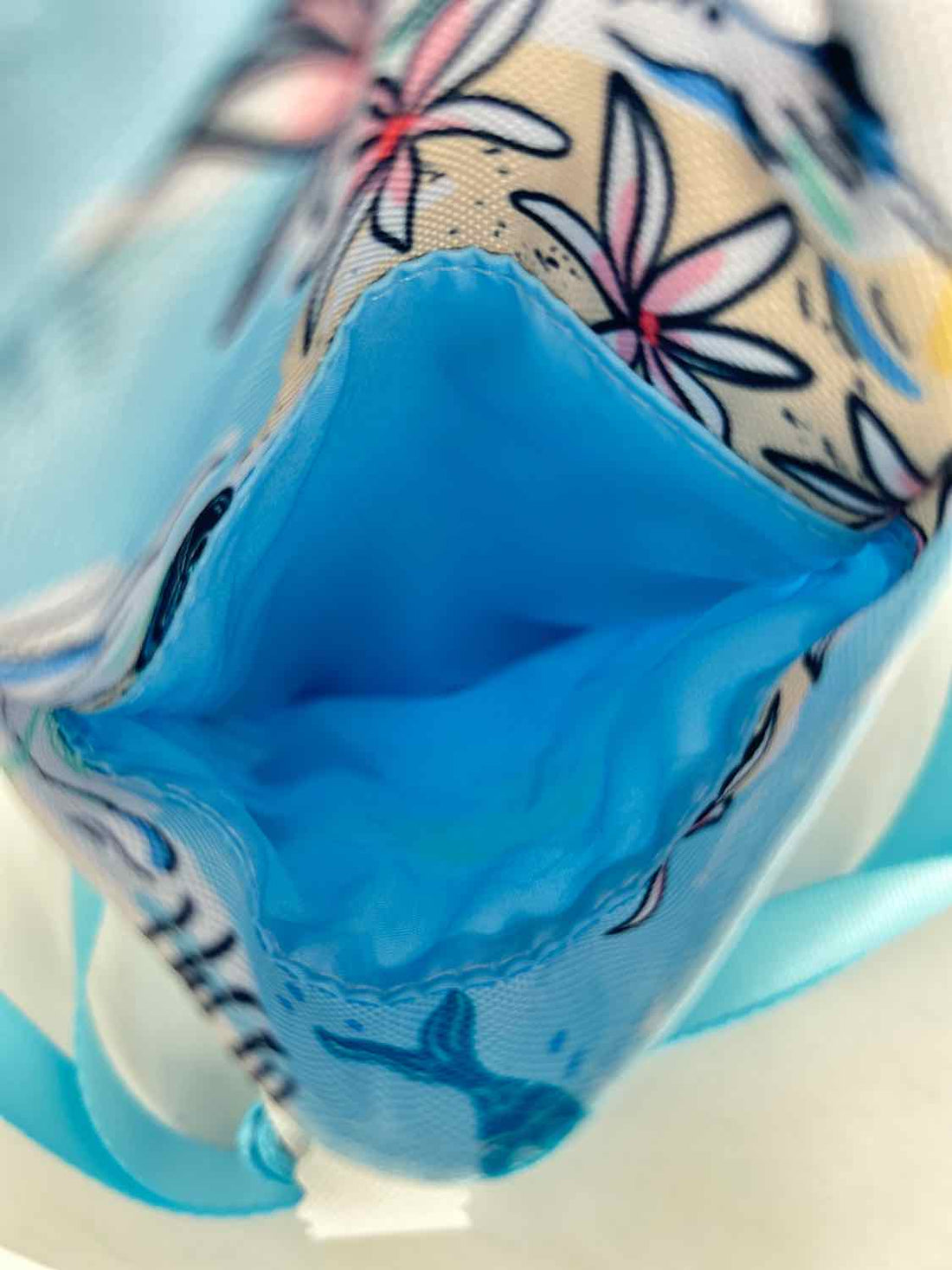 Vera Bradley Light Blue Print NWT Easy RFID Crossbody