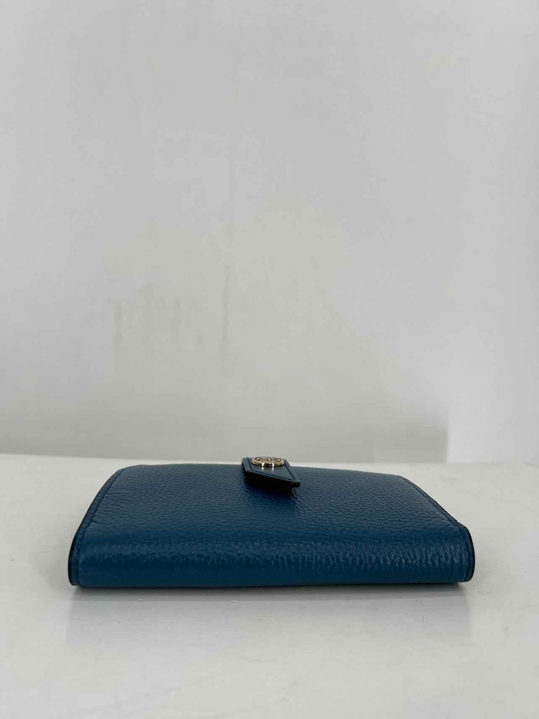 Michael Kors Blue Pebbled Leather Excellent Condition Wallet