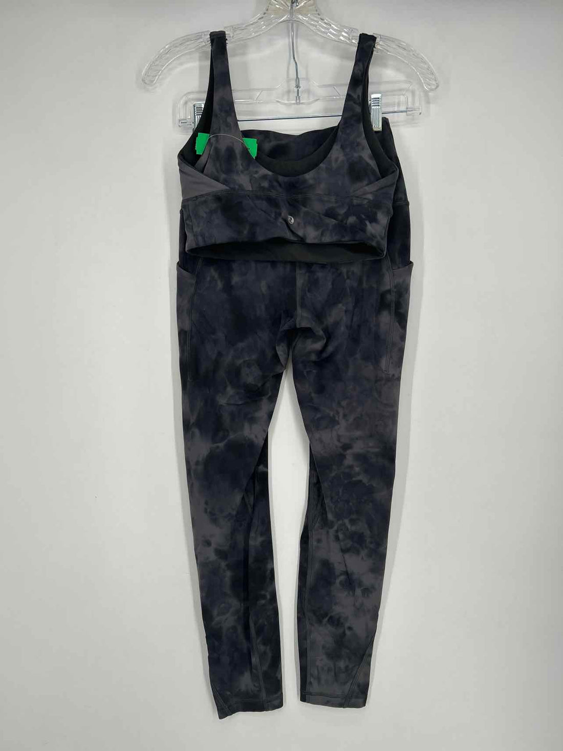 Lululemon Size 6 Gray Tie Dye Active 2 PC Set
