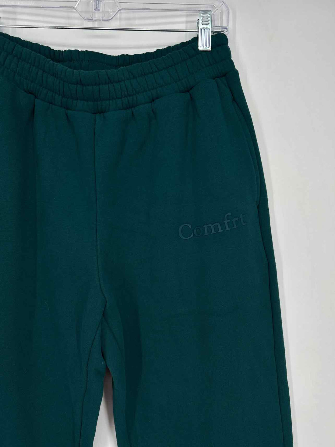 Comfrt Size M Dark Green Sweatpants