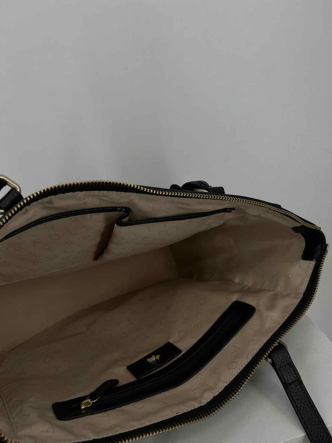 Radley London Black Leather Pre Owned Tote