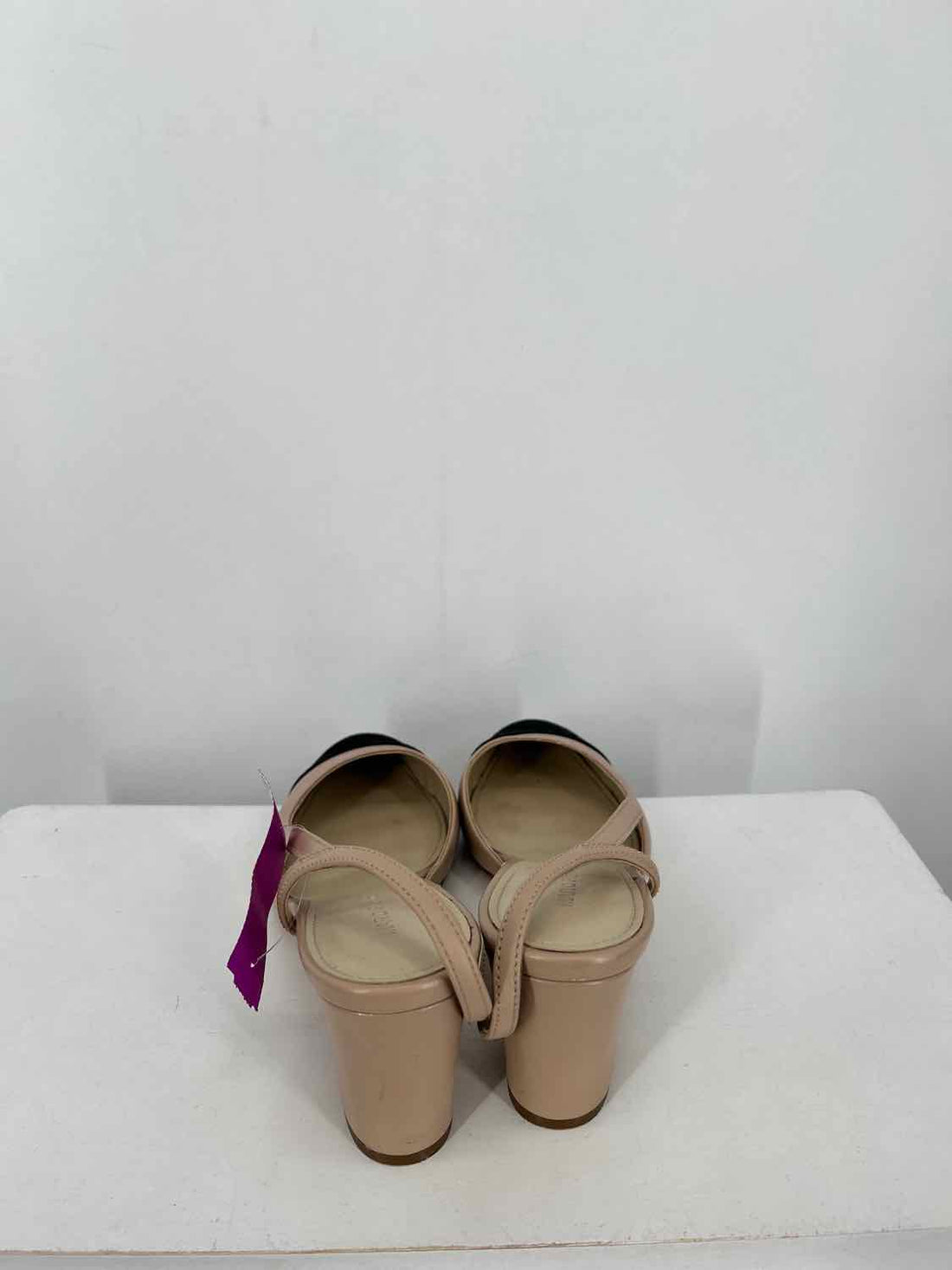 Marc Fisher Women Size 8 Beige & Black Sling Back