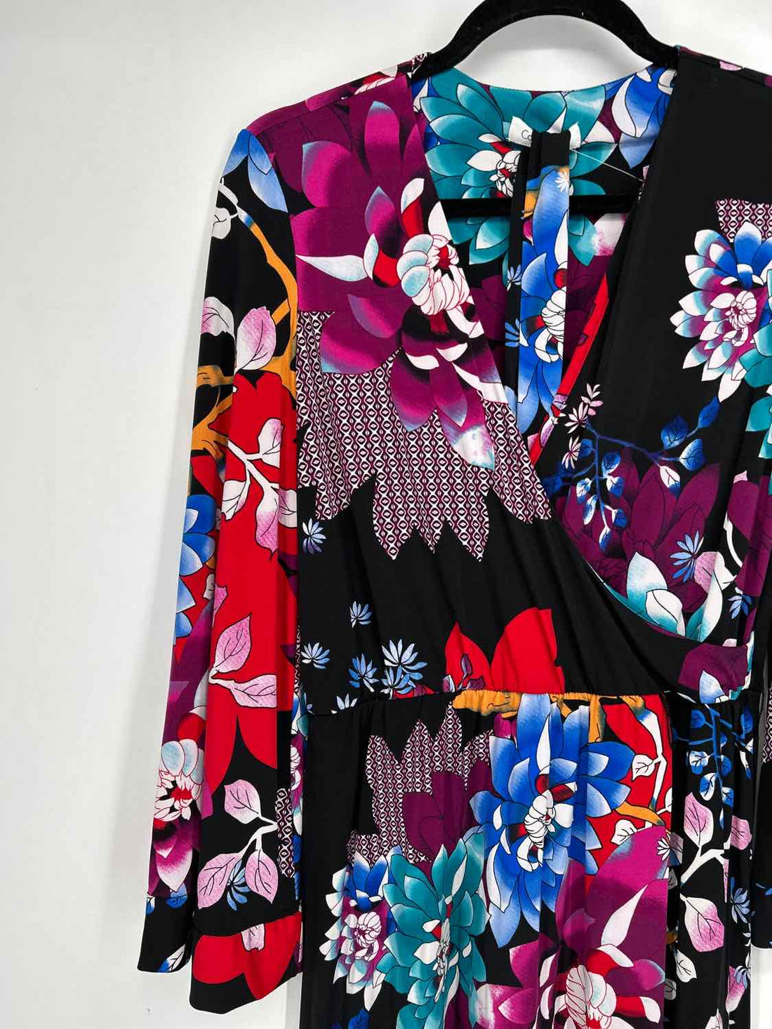 Calvin Klein Size 6 Black & Purple Print Long Sleeve Dress
