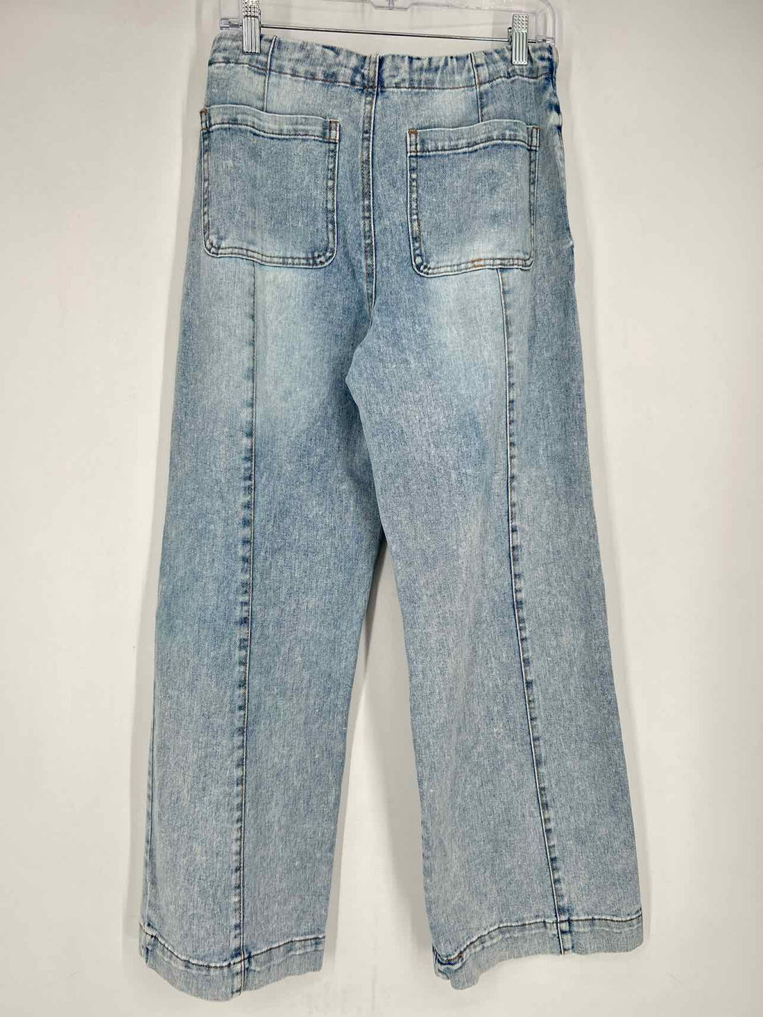 Kensie Size 4 Light Wash Denim Jeans