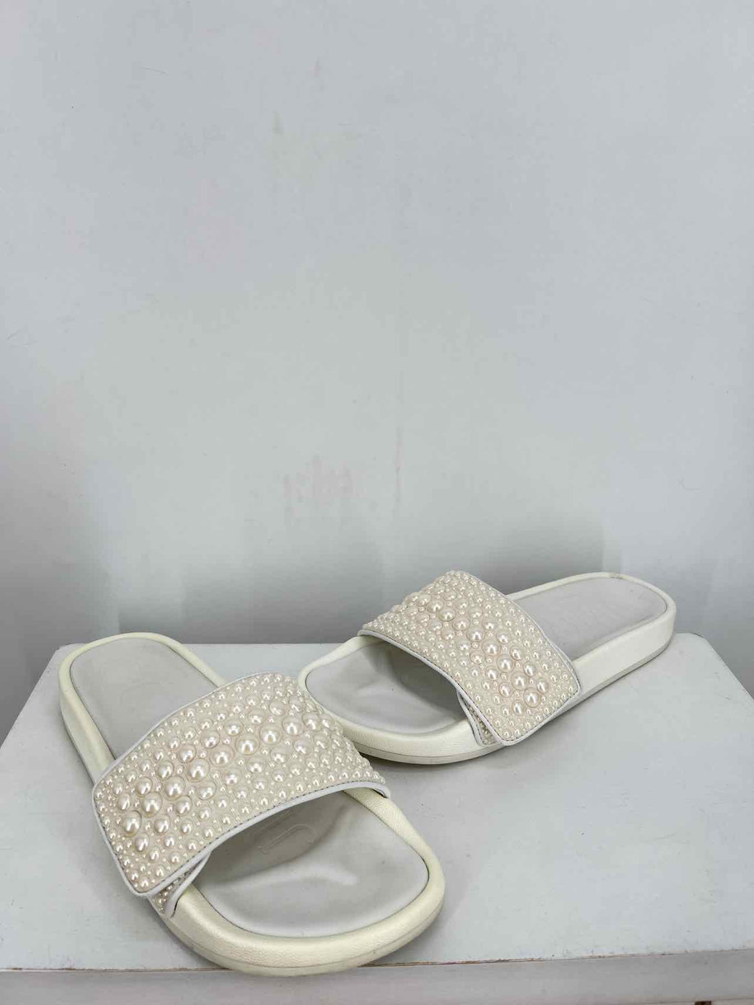 Jimmy Choo Women Size 39 White Slides