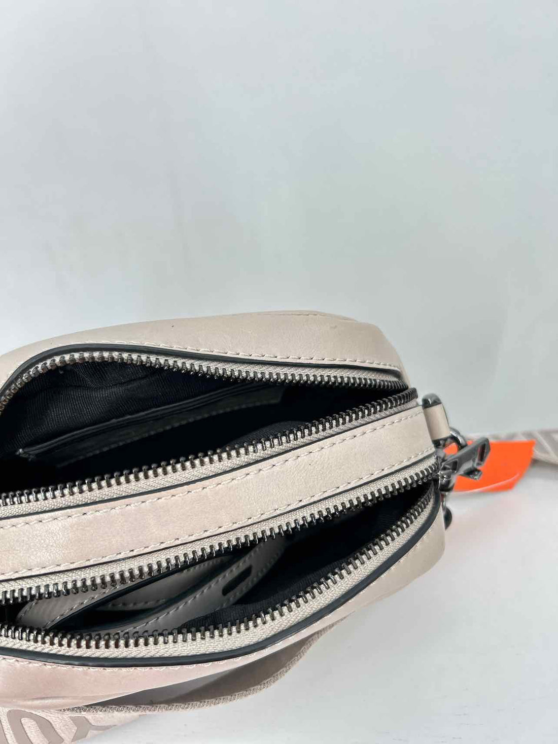 Botkier Light Gray Leather Pre Owned Crossbody
