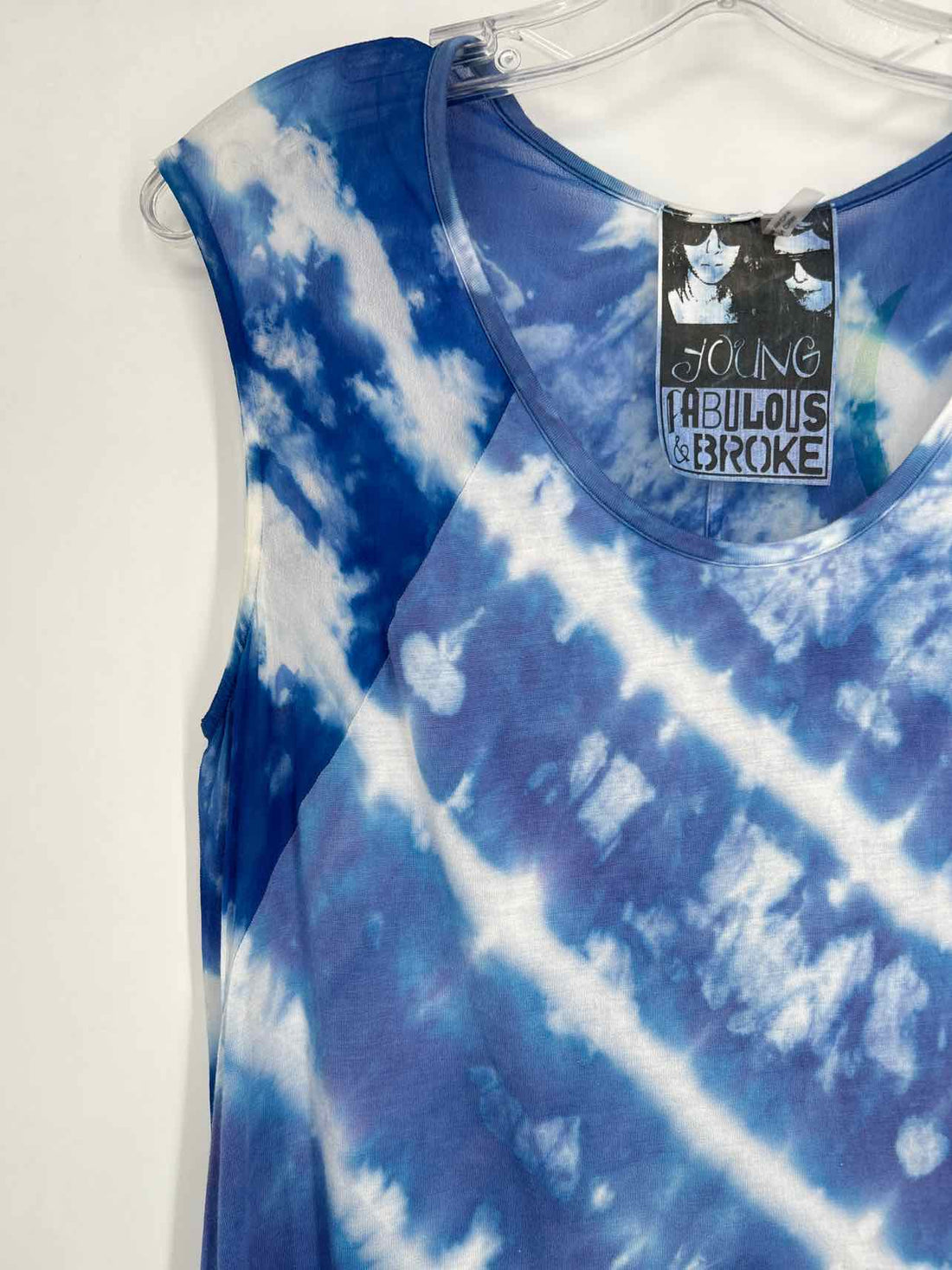 Young Fabulous + Broke Size M Blue & White Tie Dye Short Sleeve