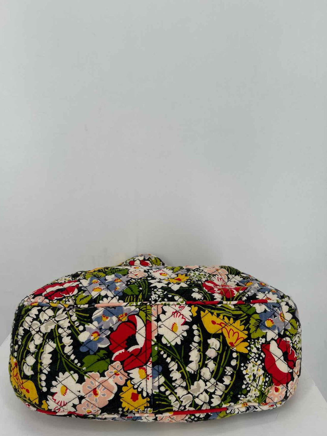 Vera Bradley Black Floral Quilted Pre Owned Shoulder