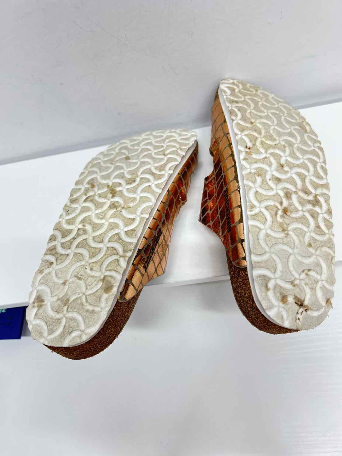 Birkenstock Women Size 38 (7.5-8) Rose Gold Sandals