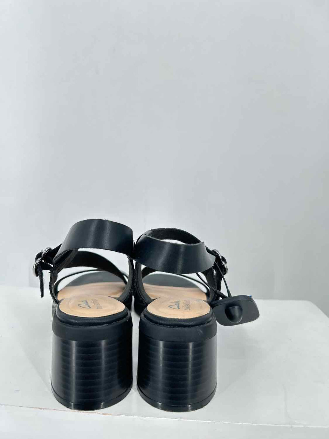 Clarks Women Size 8 Black Sandals