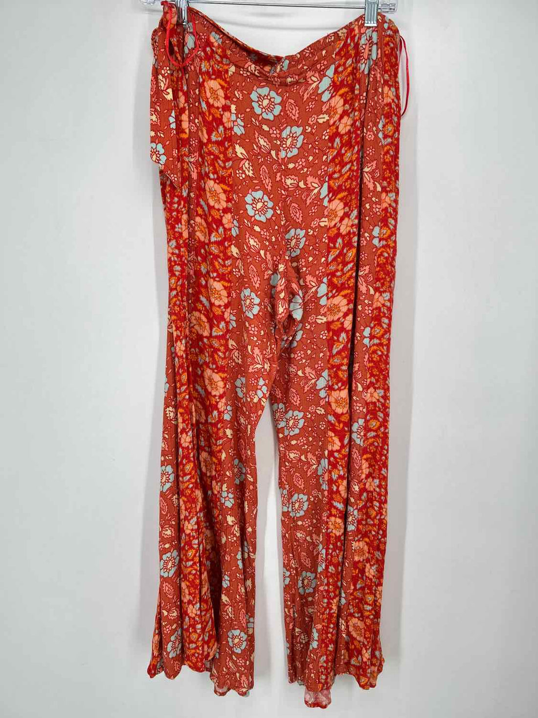 Free People Size L Red & Orange Floral Pants