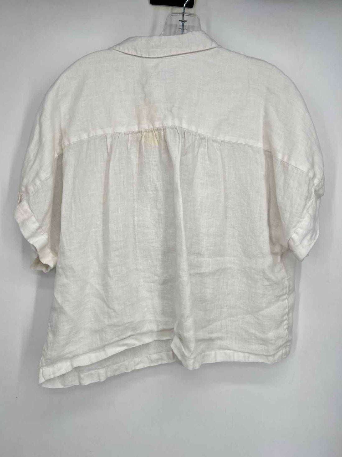 Chicos Size 1 (8) White Short Sleeve