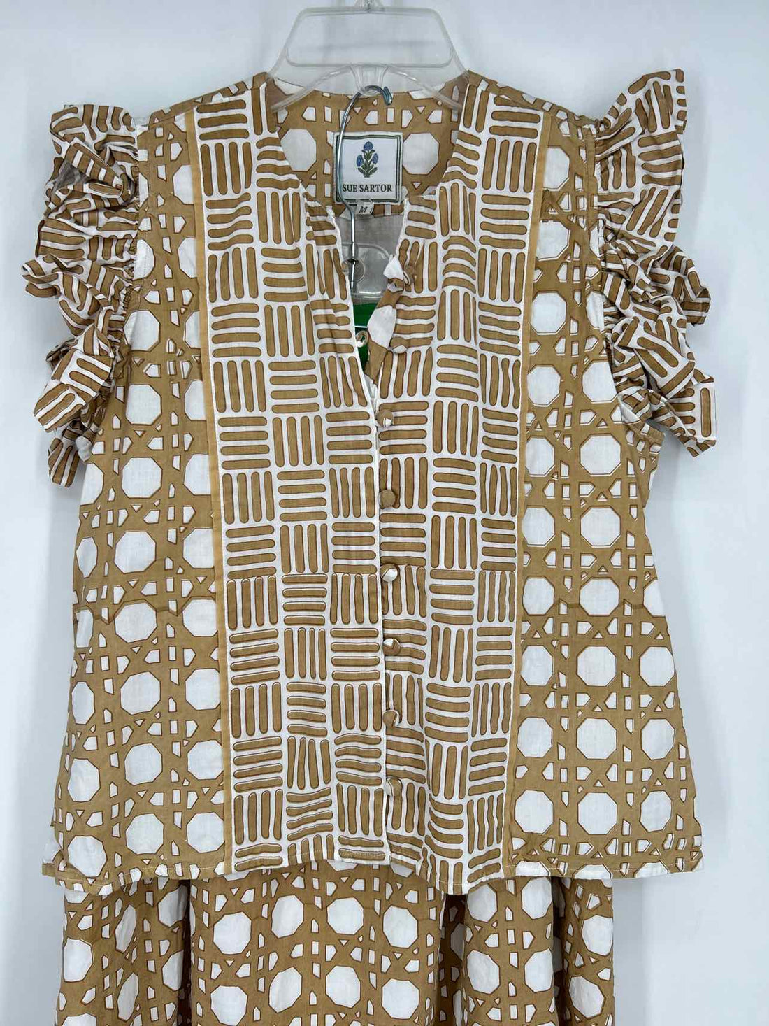 Sue Sartor Size M White & Tan Multi-Piece Set