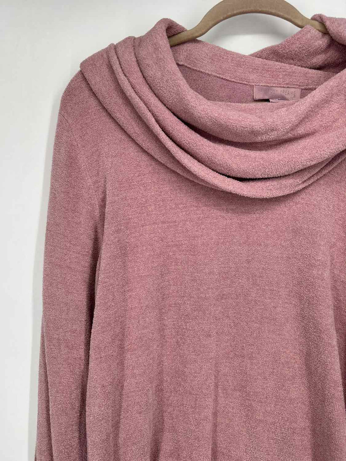 Barefoot Dreams Size XL Light Mauve Sweater