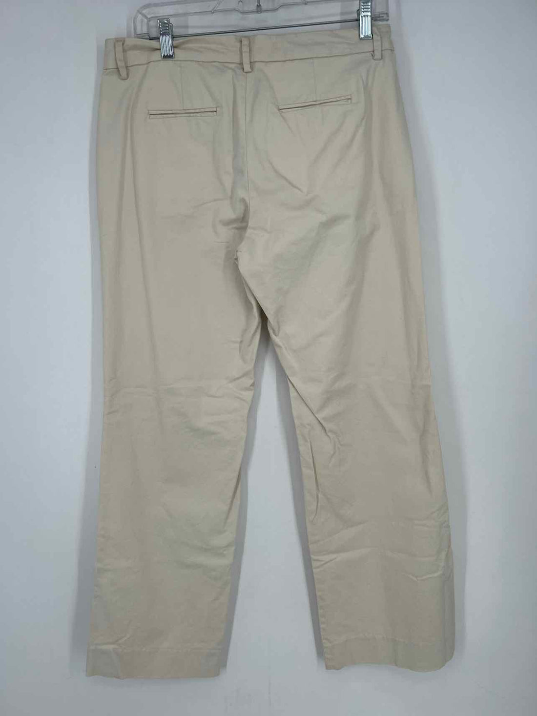 Gap Size 4 Short Khaki Pants