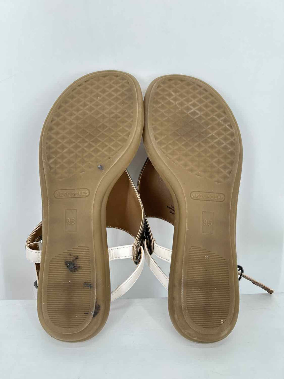 Aerosoles Women Size 8.5 Gold Sandals