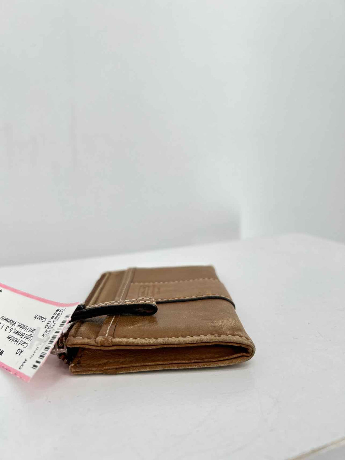 Coach Light Brown Leather Pre Owned Card Holder