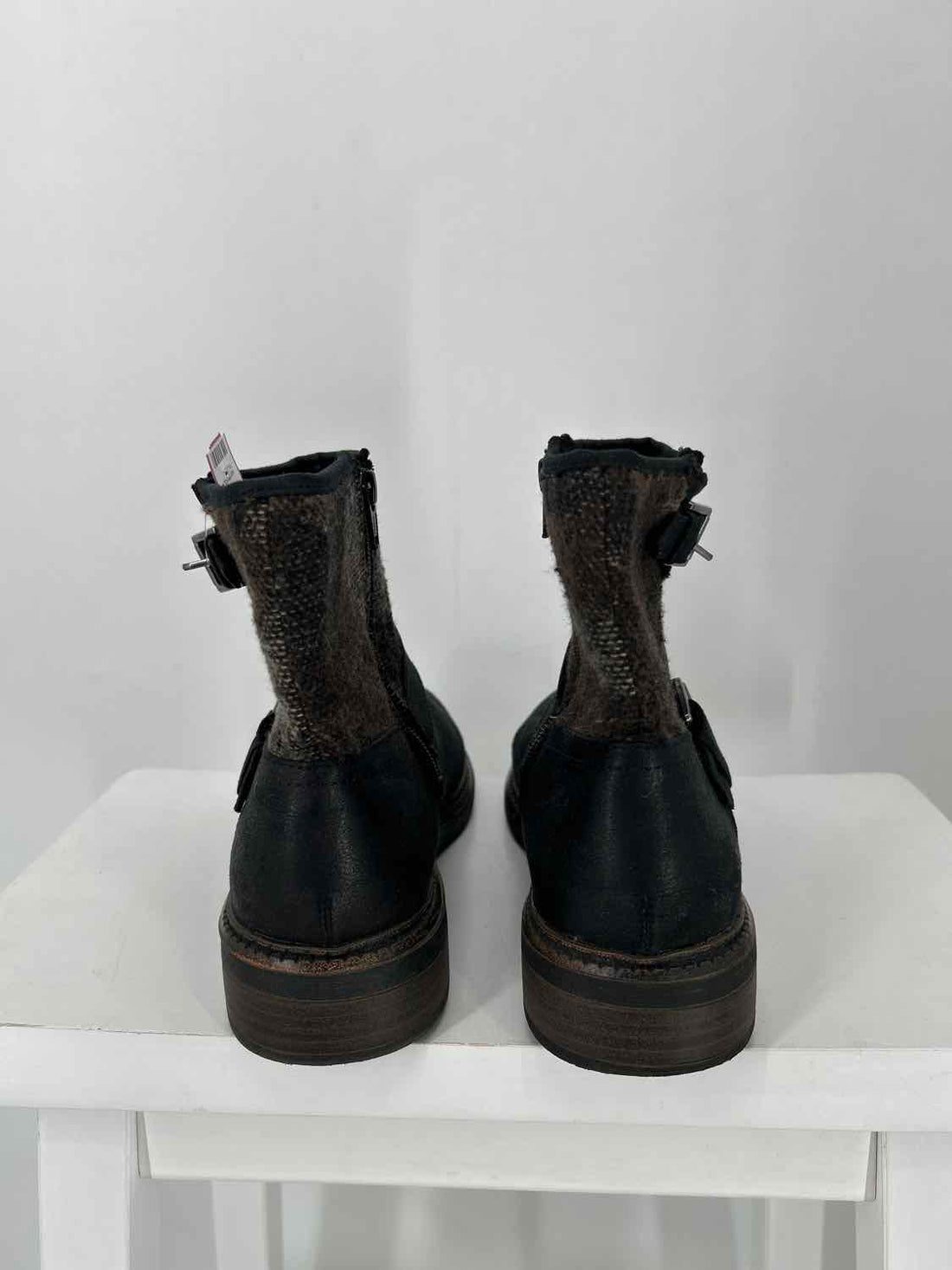 Sonoma Women Size 9.5 Black Print Ankle Boot