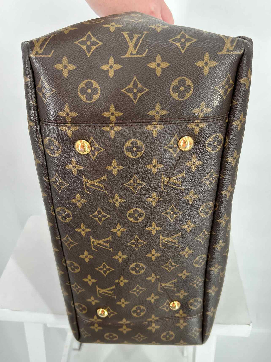 Louis Vuitton Brown Monogram Coated Canvas Excellent Condition LUXURY