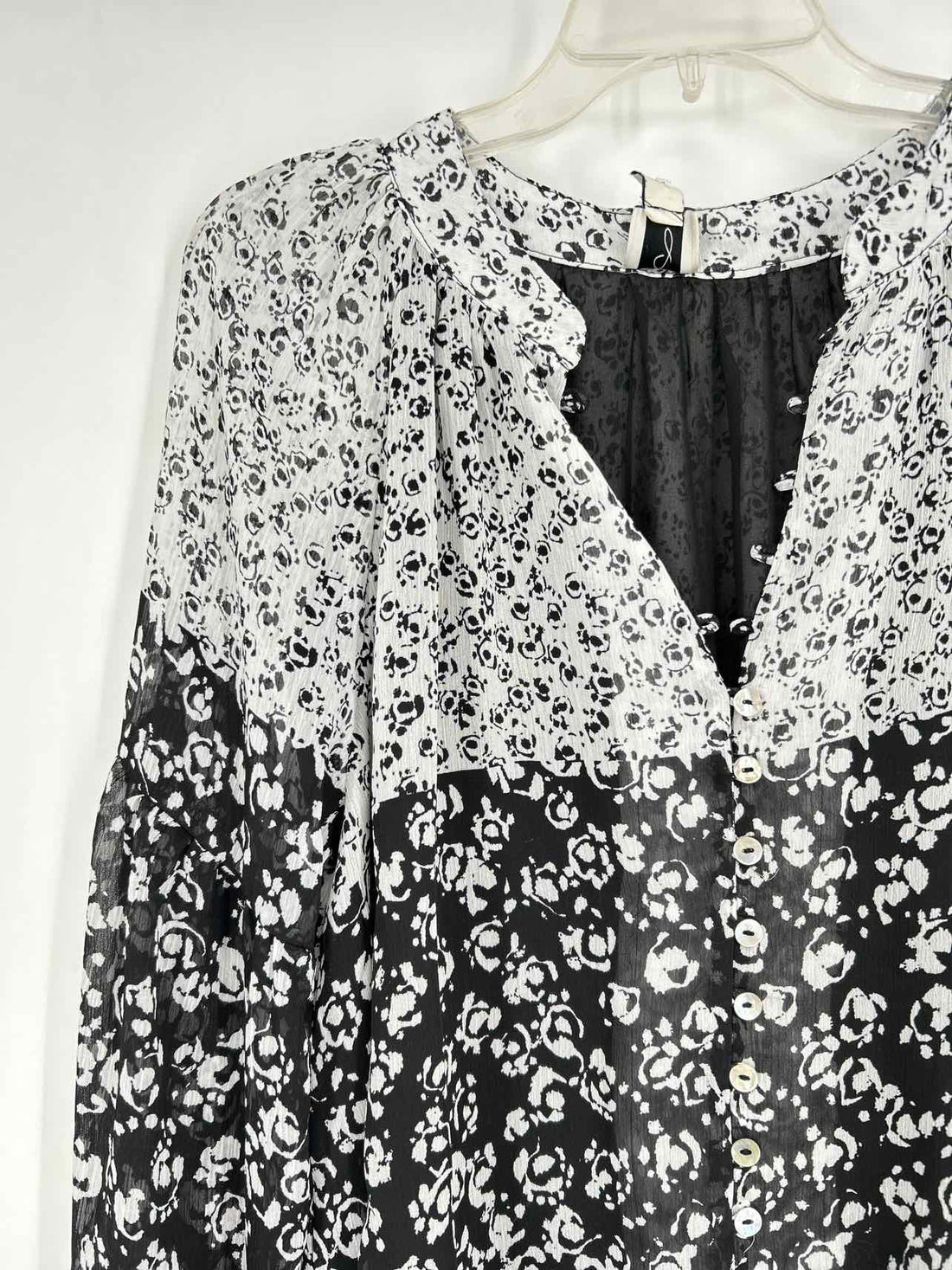 Joie Size L White & Black Print Long Sleeve