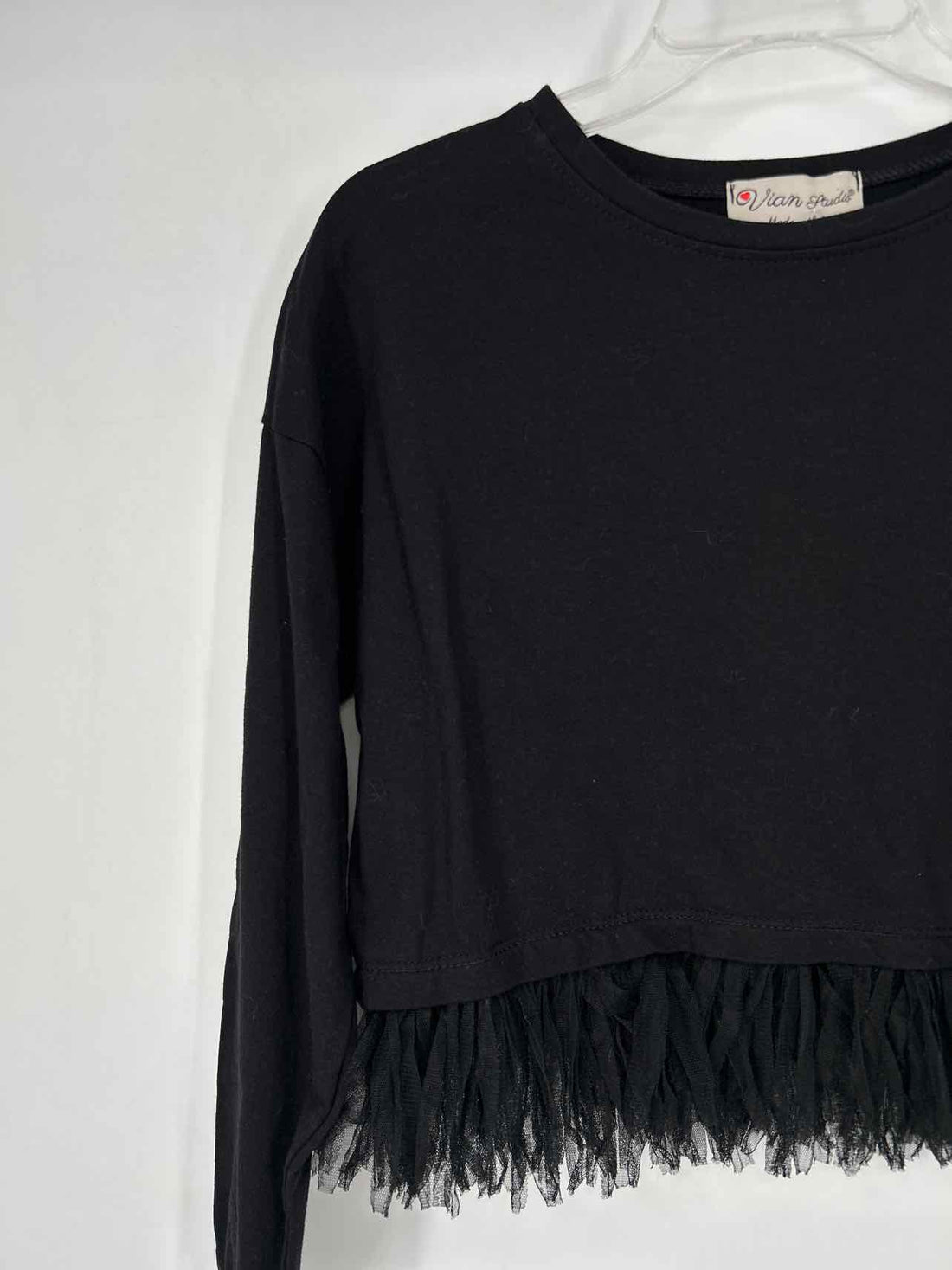 Vian Studio Size M Black Long Sleeve