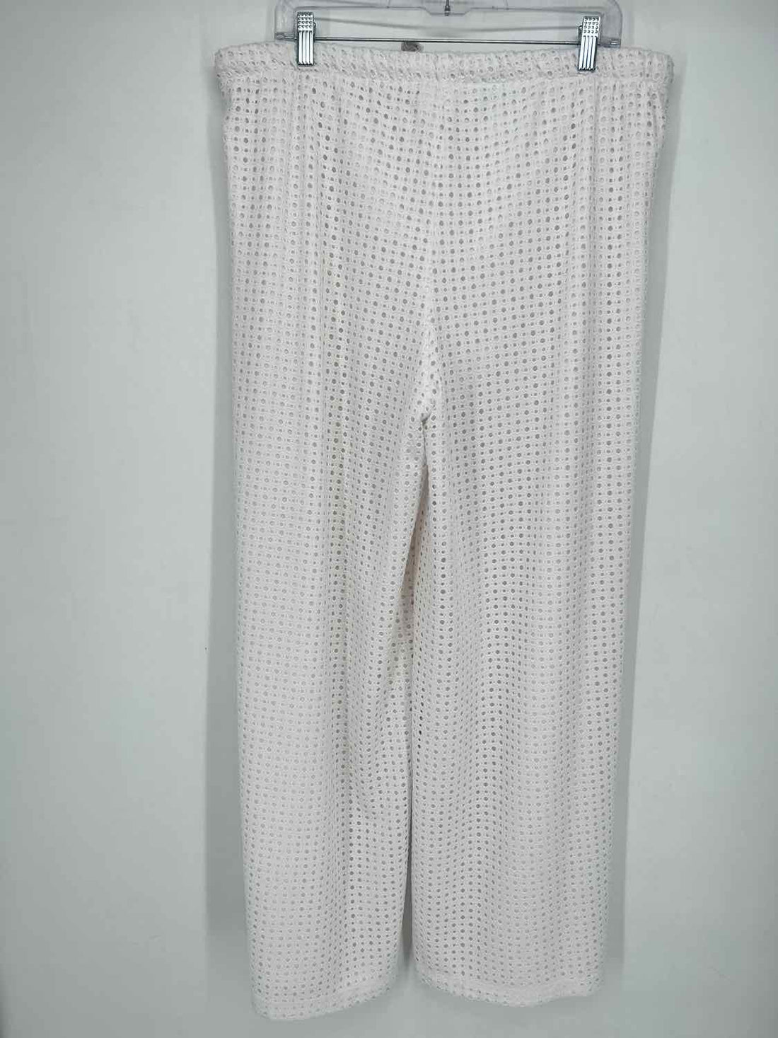 Chicos Size 3/XL White Perforated Pants