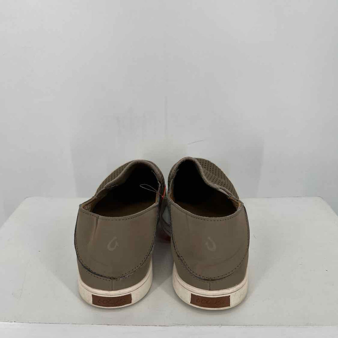 Olu Kai Women Size 10 Taupe Sneakers