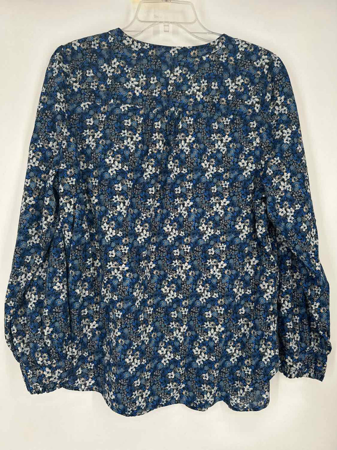 Talbots Size XL Blue Floral Long Sleeve