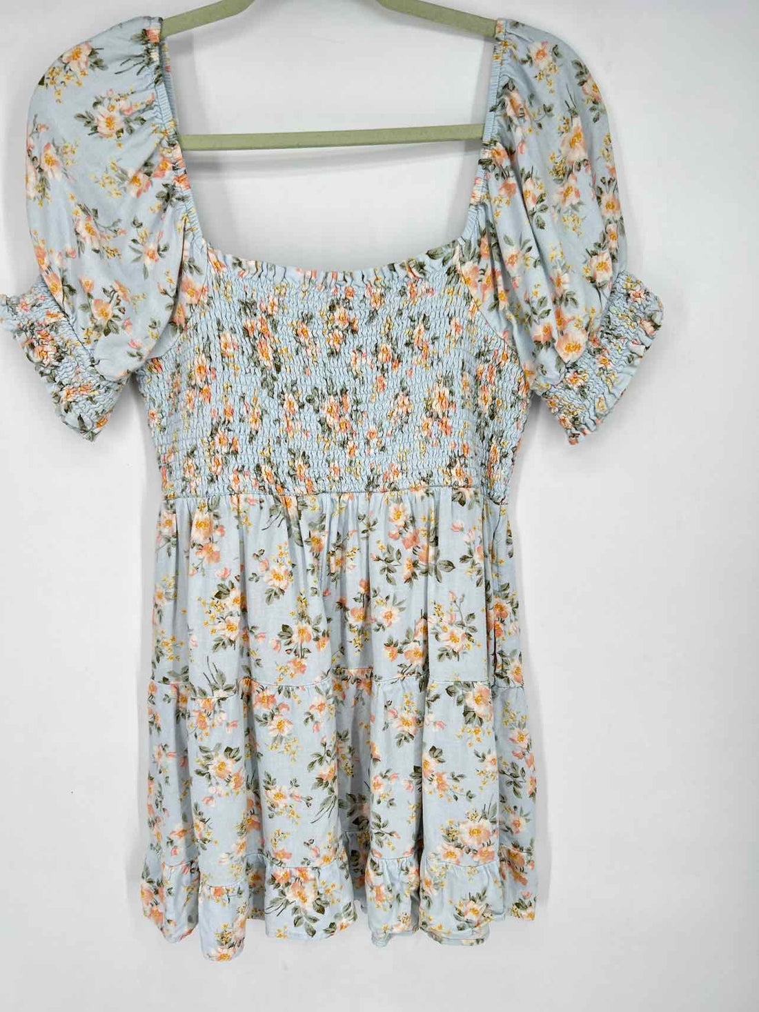 American Eagle Size M Light Blue Floral Short Sleeve Dress