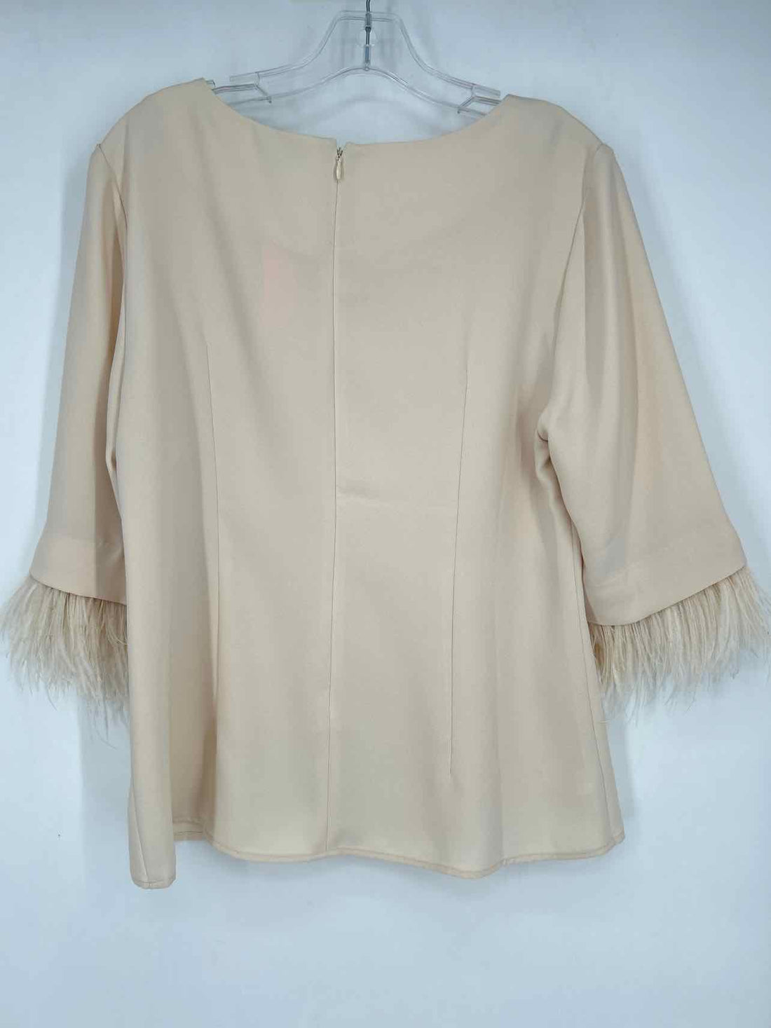 Ann Taylor Size 10 Cream Long Sleeve