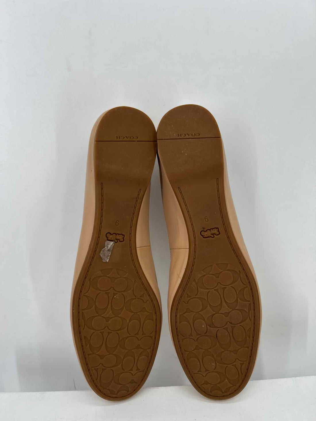 Coach Women Size 9 Beige Leather Flats