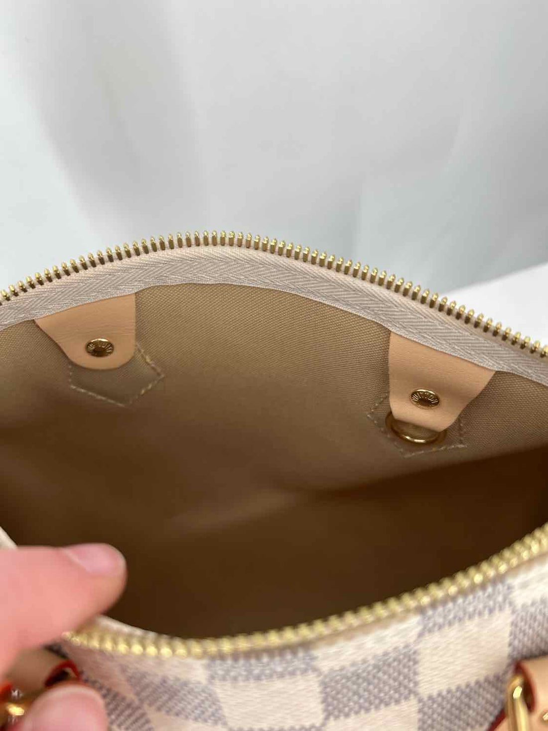Louis Vuitton Speedy Bandouliere 25  LUXURY
