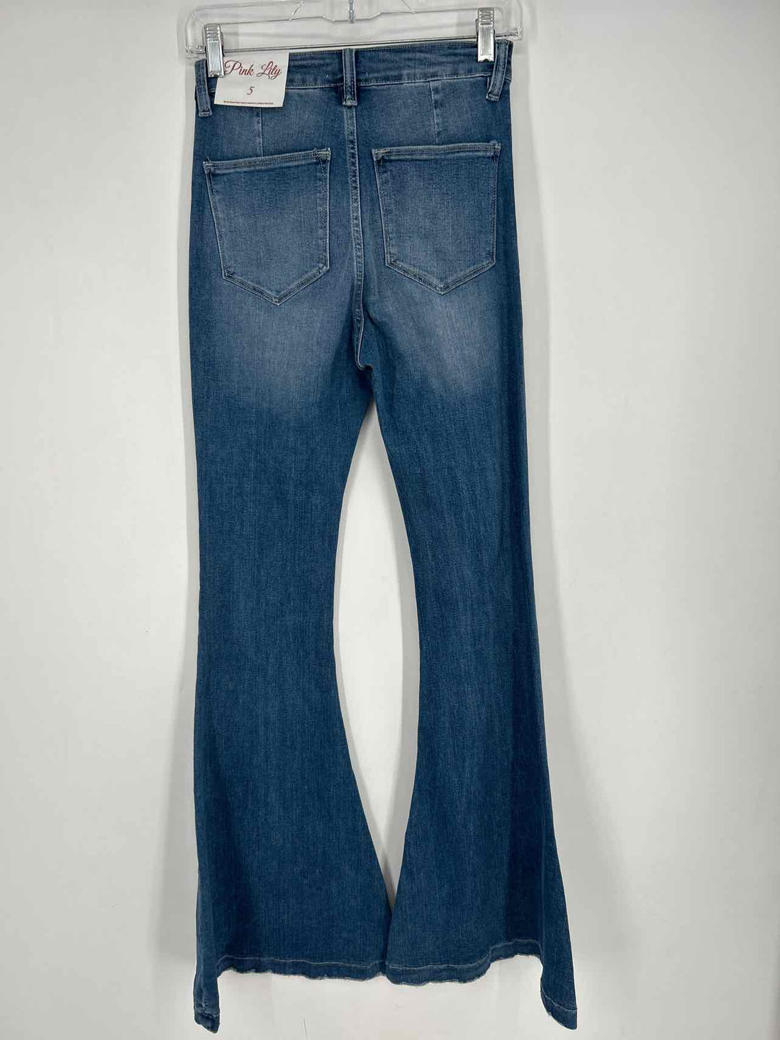 Pink Lilly Size 5 Denim NWT Jeans