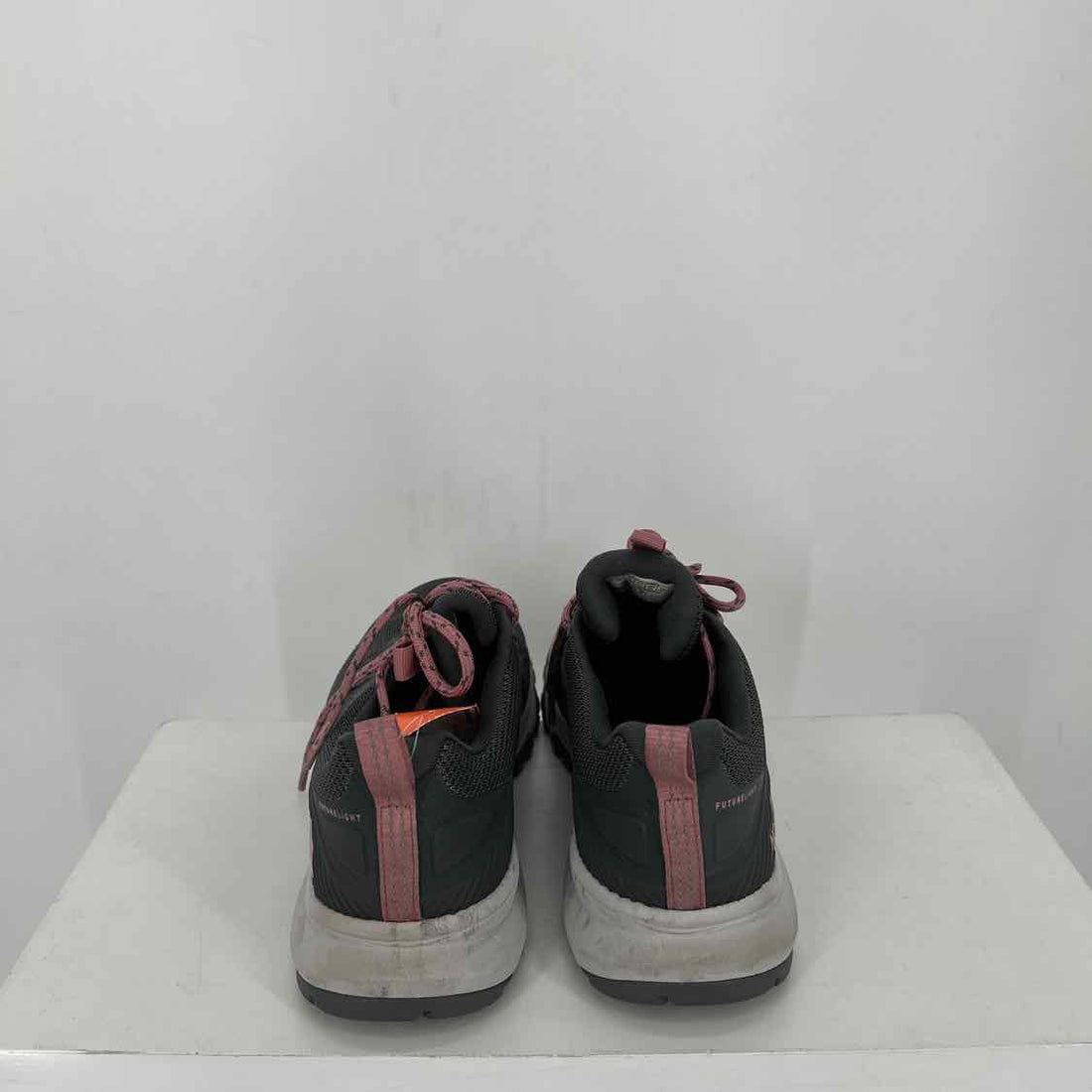 The North Face Women Size 10 Gray & Mauve Sneakers