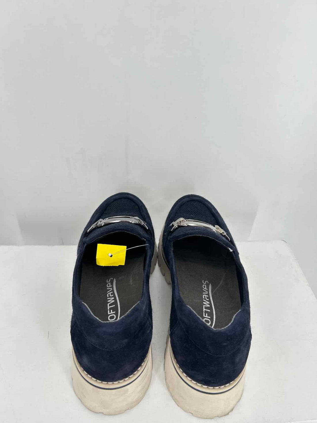 Softwaves Women Size 38 (7.5-8) Navy Loafers