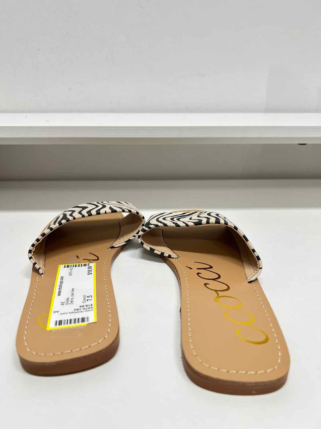 Ccocci Women Size 7.5 Zebra Like New Slides