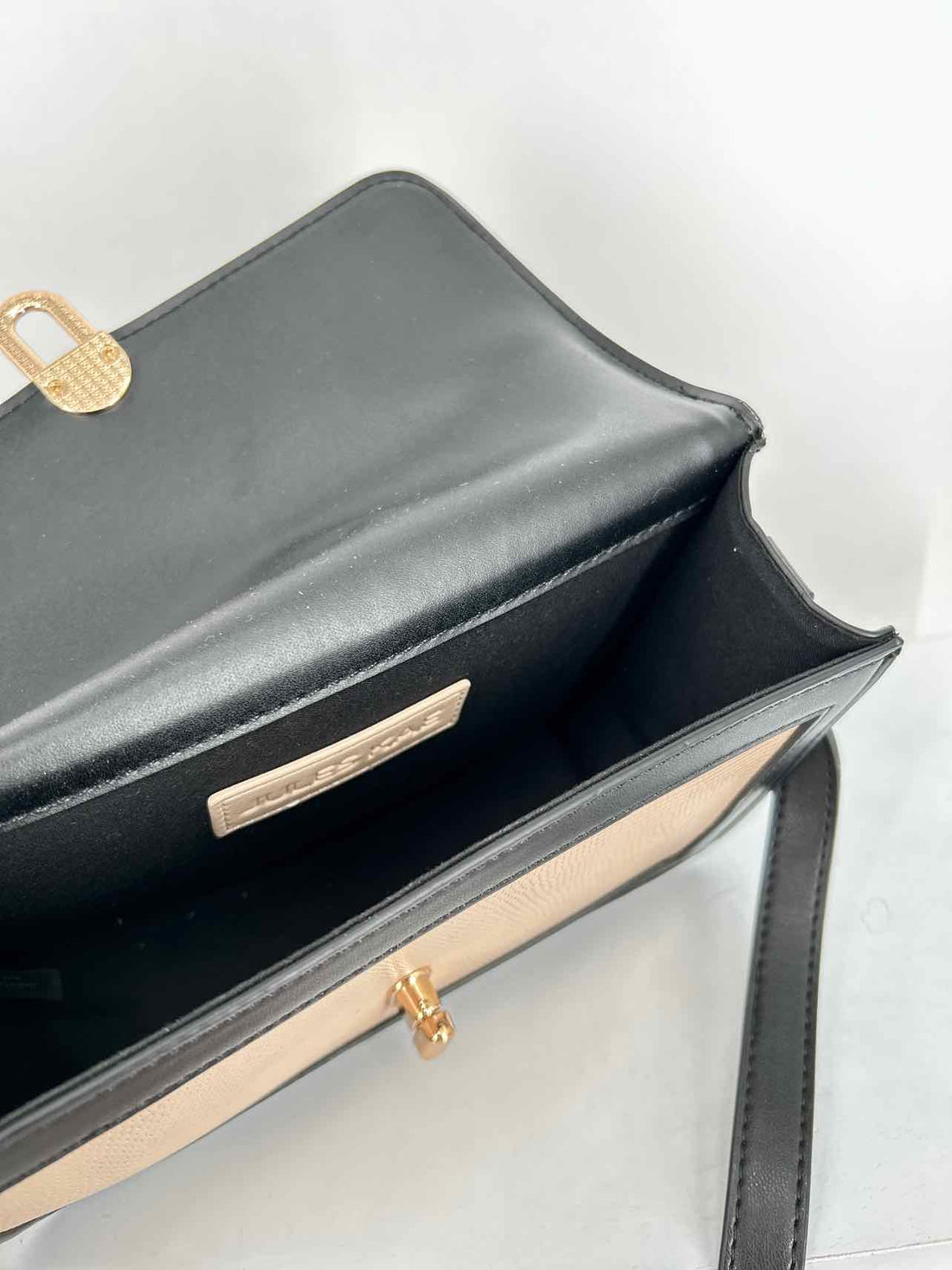 Jules Kae Black & Beige Faux Leather Excellent Condition Crossbody