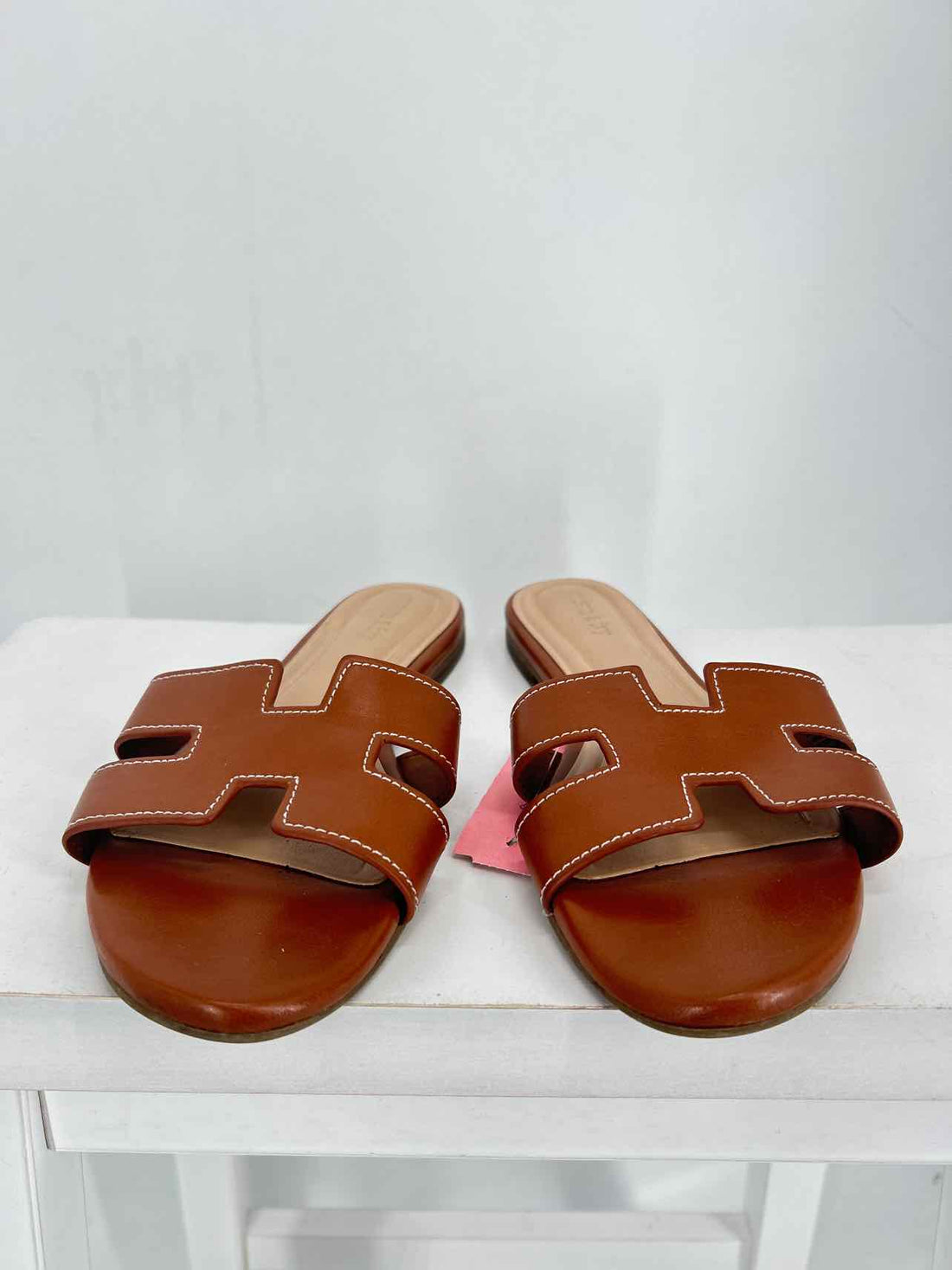 Crown & Ivy Women Size 8 Cognac Slides