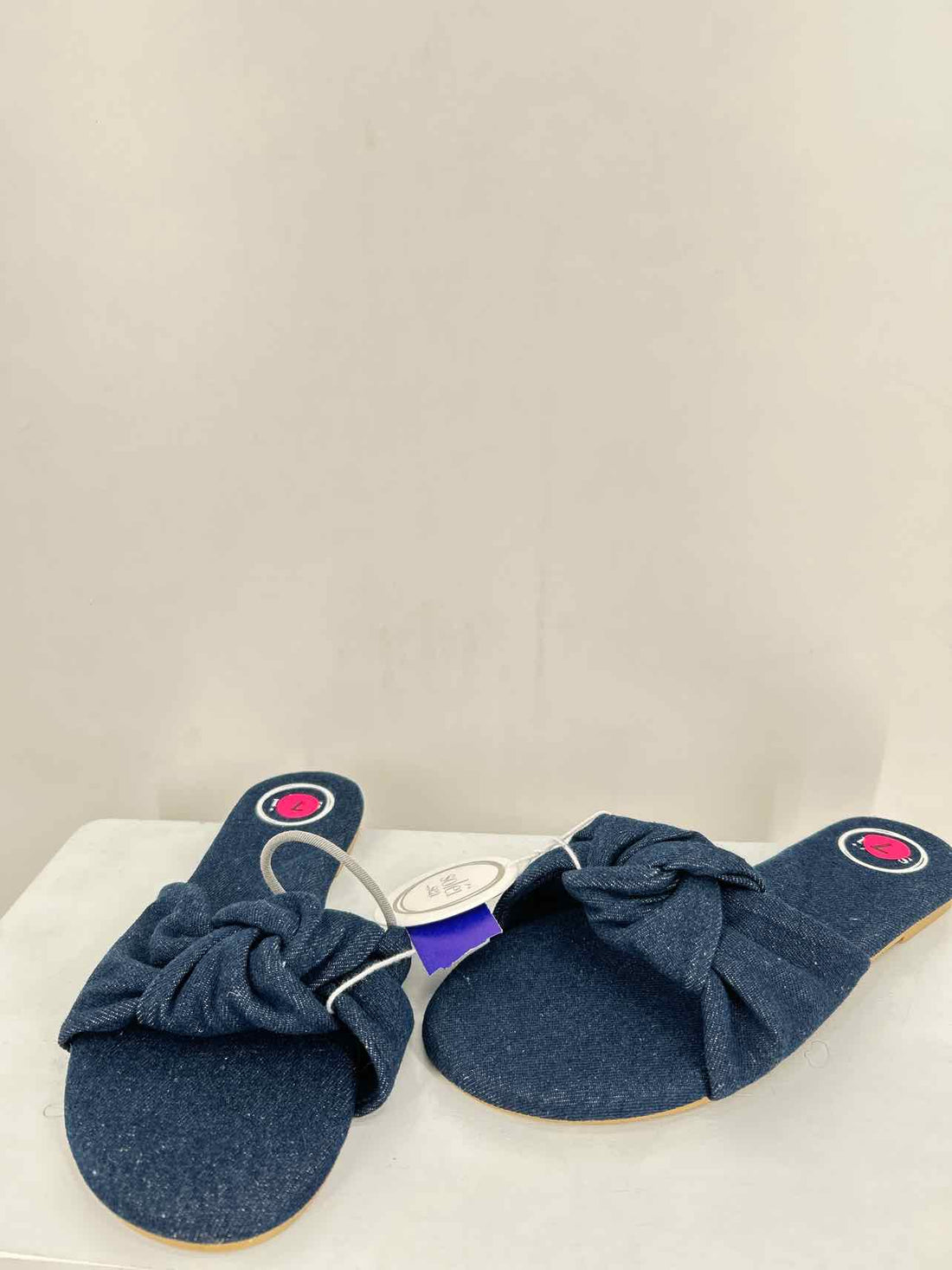 Solei Sea Women Size 7 Denim NWT Slides