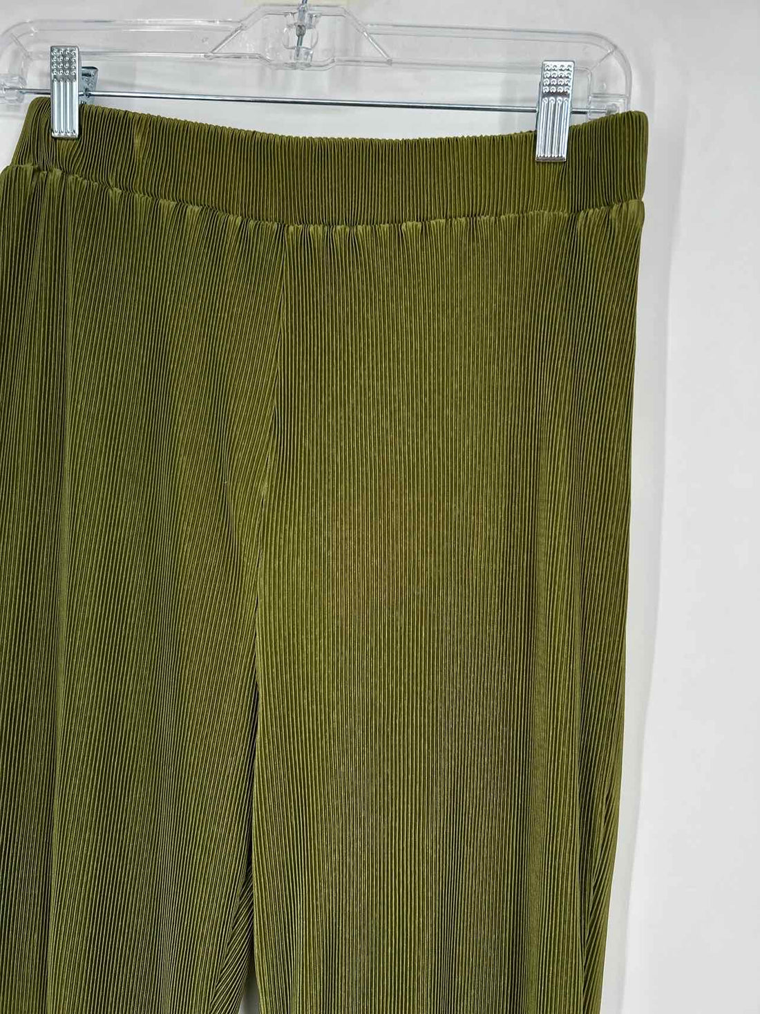 Hello Molly Size 8 Olive Pleated Multi-Piece Set