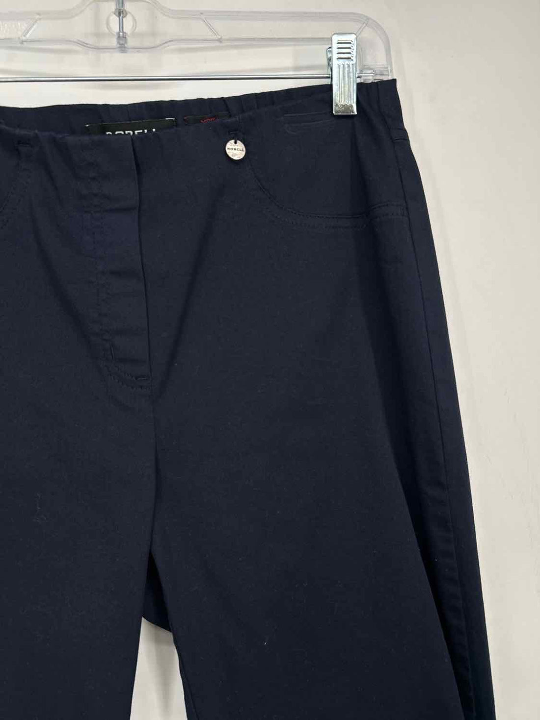 Robell Size 6 Navy Pants