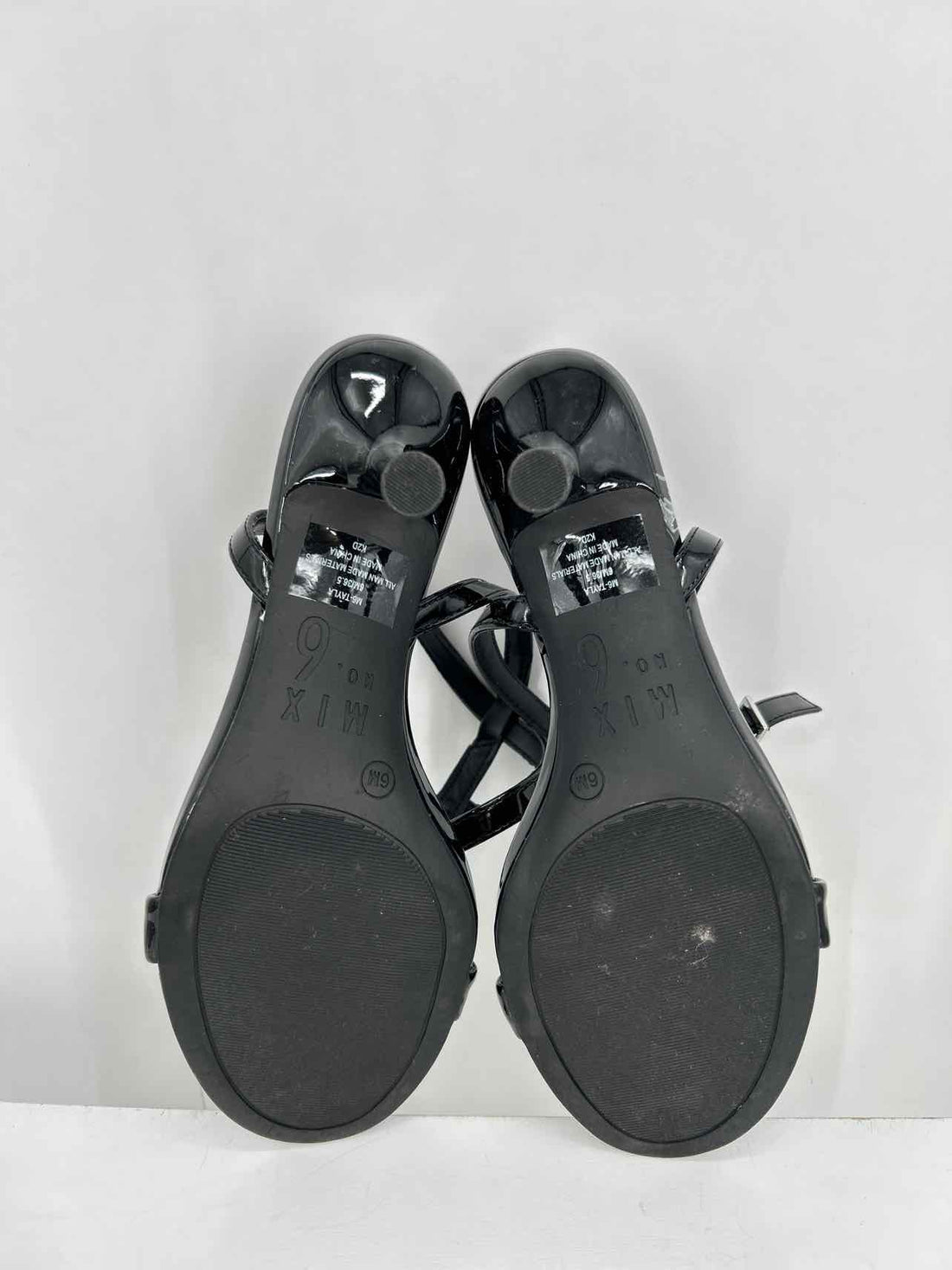 Mix No. 6 Women Size 6 Black Sandals