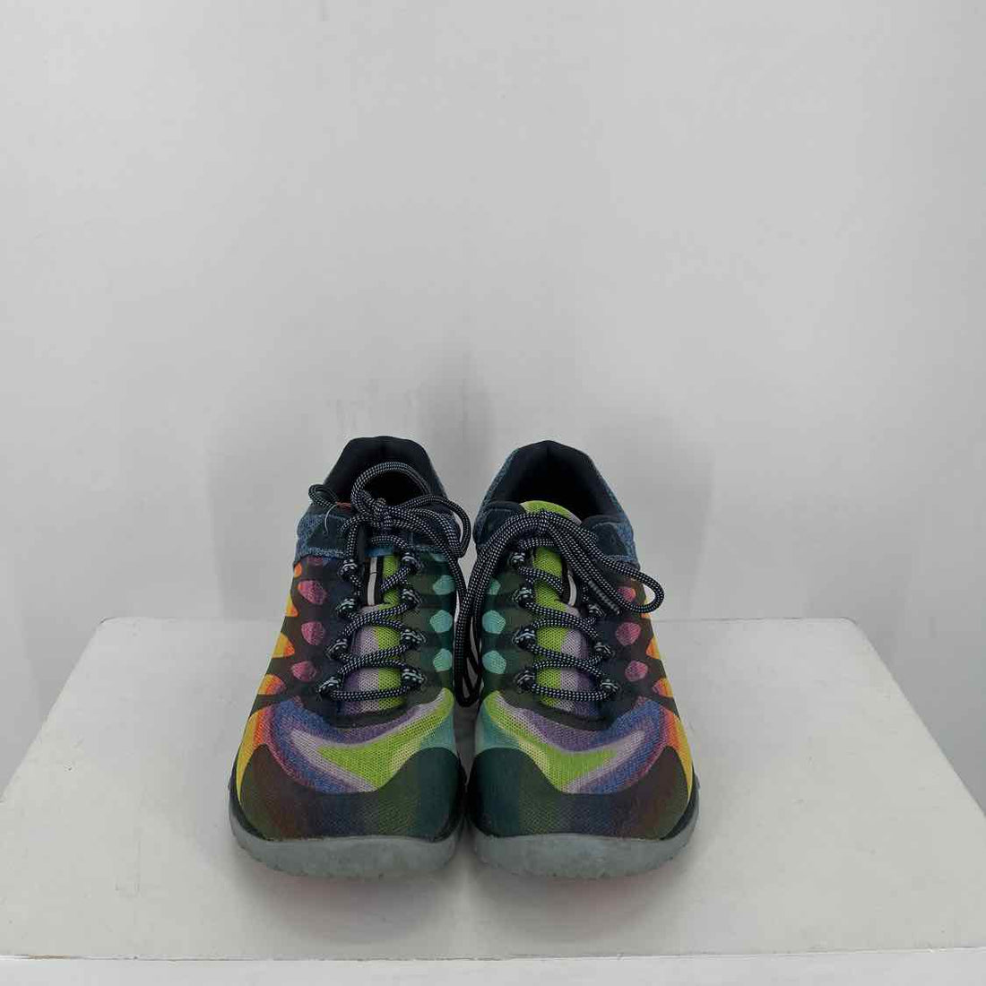 Merrell Women Size 8.5 Rainbow Sneakers